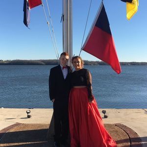 Meet your Posher, Neysa