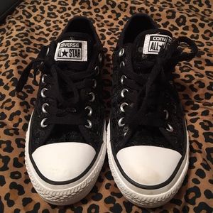 Black converse