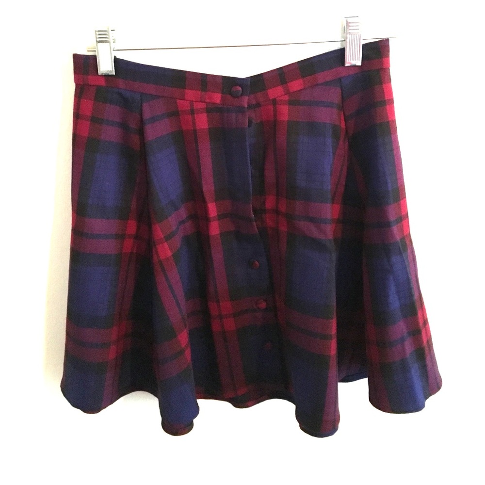 Plaid button-up skirt