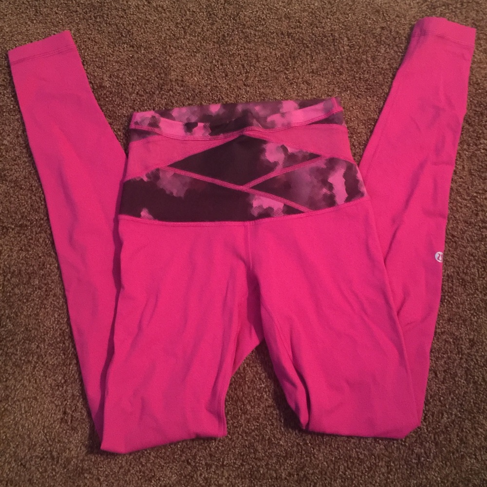 Lululemon reversible pink Wunder Under Pant WUP 4