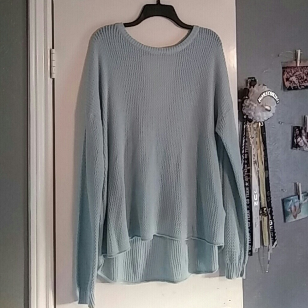 BNWT Mint Cutout Sweater