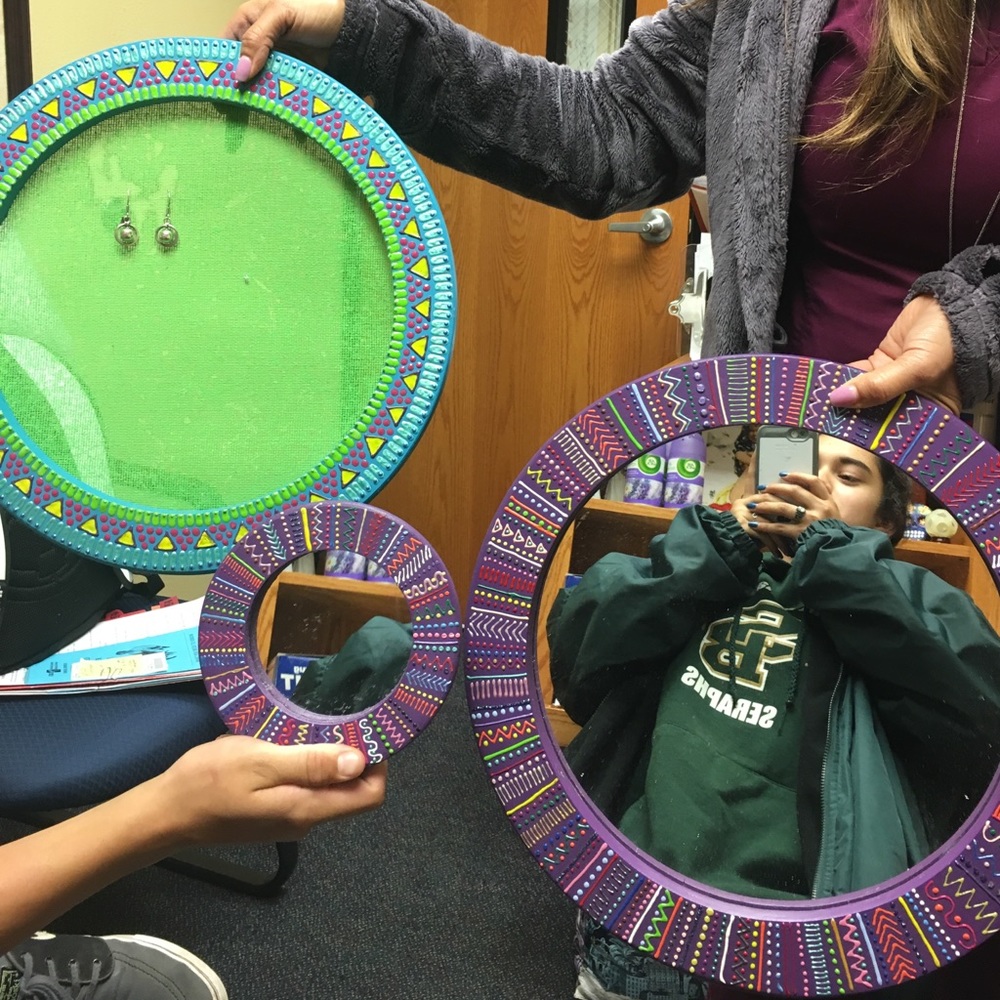 Earring holder, mini mirror, and big mirror