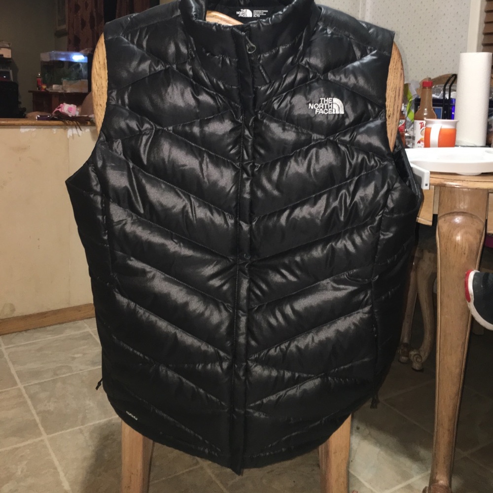 Black NorthFace vest XL