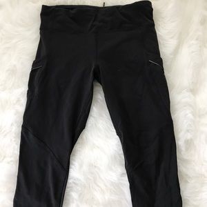 Lululemon cropped black leggings