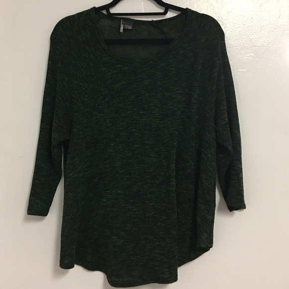 Light knit sweater - Picture 1 of 3
