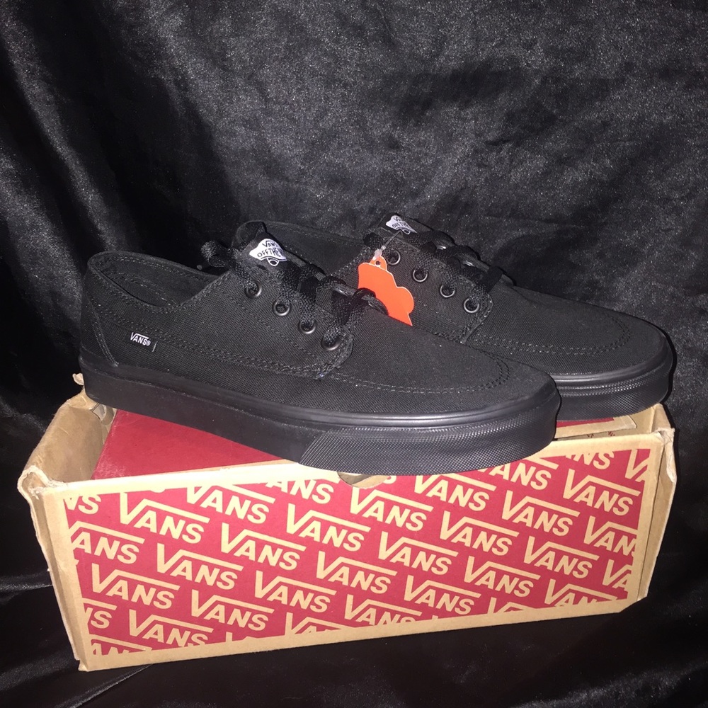 NWT All black authentic vans