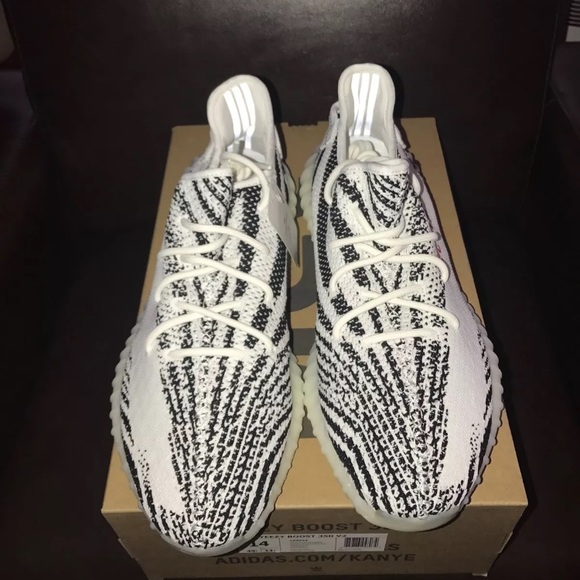 Yeezy 350 V2 Authentic