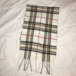 Plaid scarf