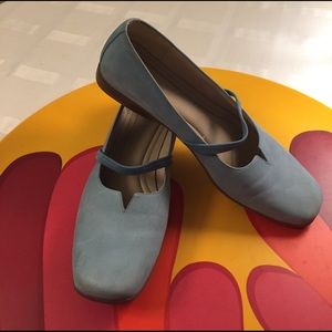 Blue Naturalizer Mary Janes with Notch | Size 9