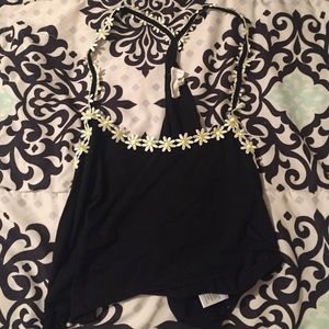 Black flowy size medium croptop