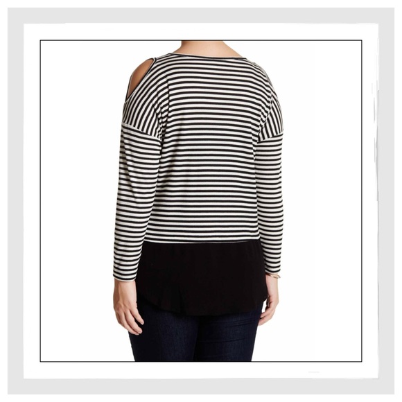 {Plus} Cold Shoulder Striped Contrasting Hem Top - Picture 4 of 5