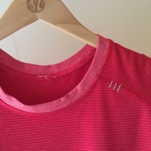 Men's Lululemon Metal Vent T-Shirt (L) - Red