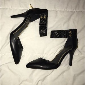 Black BCBGeneration heels, really cute!