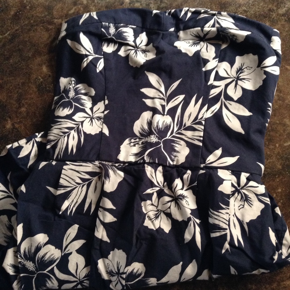 Hollister dress