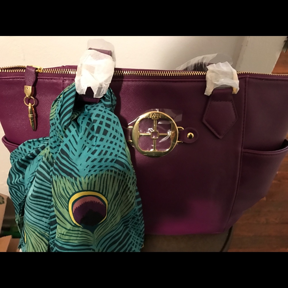 NWOT IMAN PURPLE HANDBAG