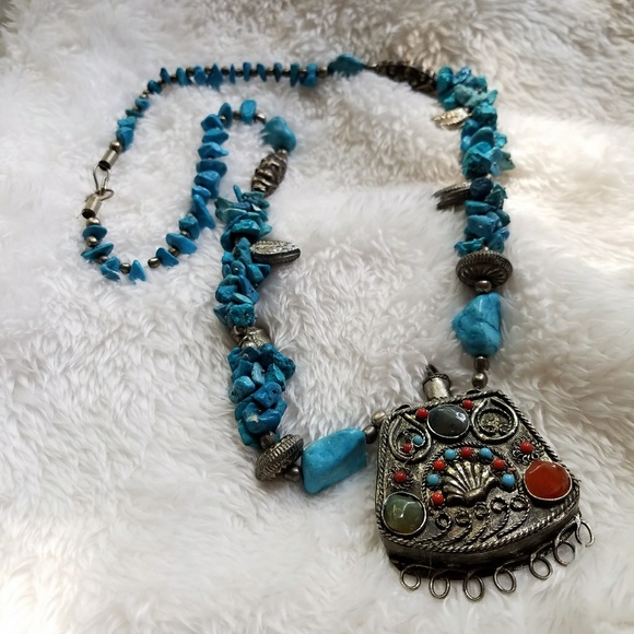 Jewelry - Vintage Turquoise Perfume / Snuff Bottle Necklace