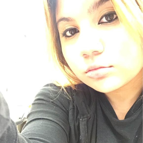 Meet your Posher, Karo - Picture 1 of 1