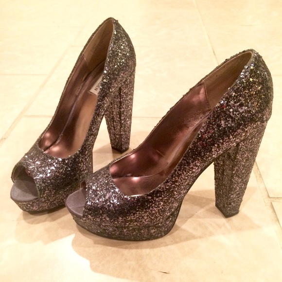 Steve Madden glitter peep toe heels - Picture 2 of 6