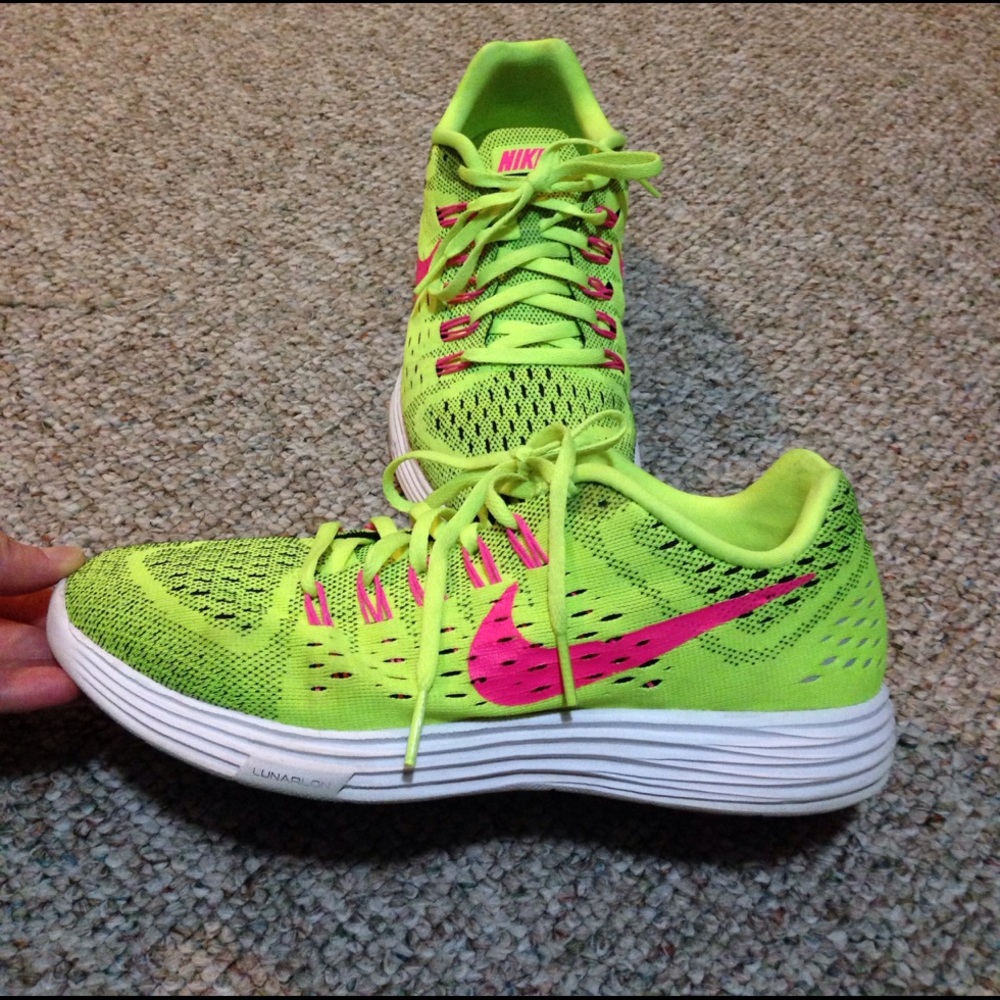PRICE DROP!! Today only! Nike lunarlon shoes