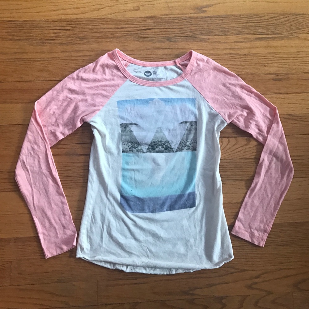 Roxy Baseball tee with desert graphic