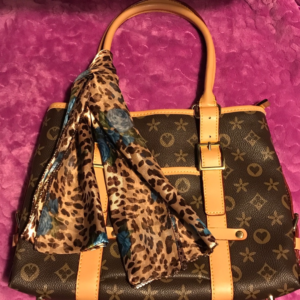 Small purse with matching wallet and coin purse