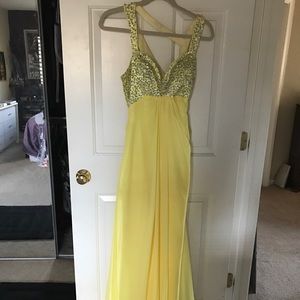 Yellow backless prom dress, size 2