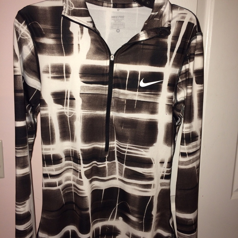 Quarter Zip Nike Jacket (AM)