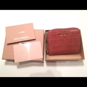 Miu Miu small wallet 🌸😊