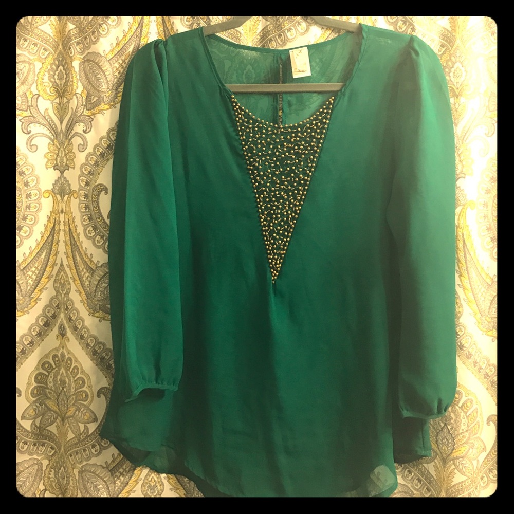 Green 3/4 sleeve sheer beaded blouse