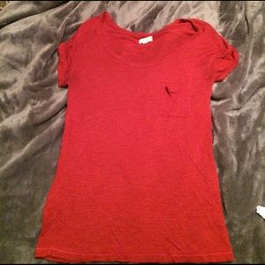 Scoop neck short sleeve shirt