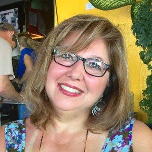 Meet your Posher, Elaine