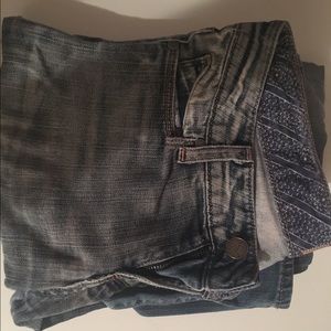 Paige Laurel Canyan Jeans 27