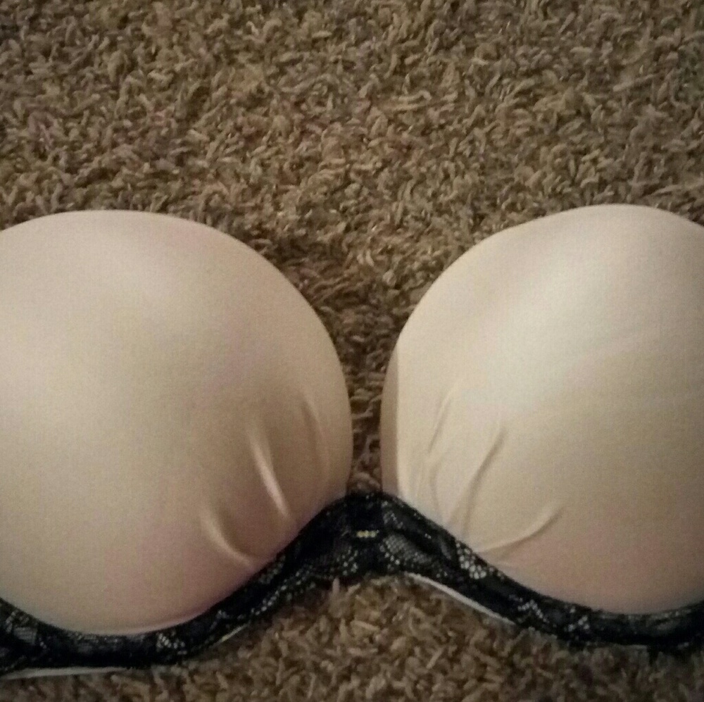 34D Fabulous by Victoria Secret Strapless Bra