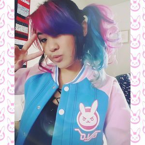 Meet your Posher, Monica