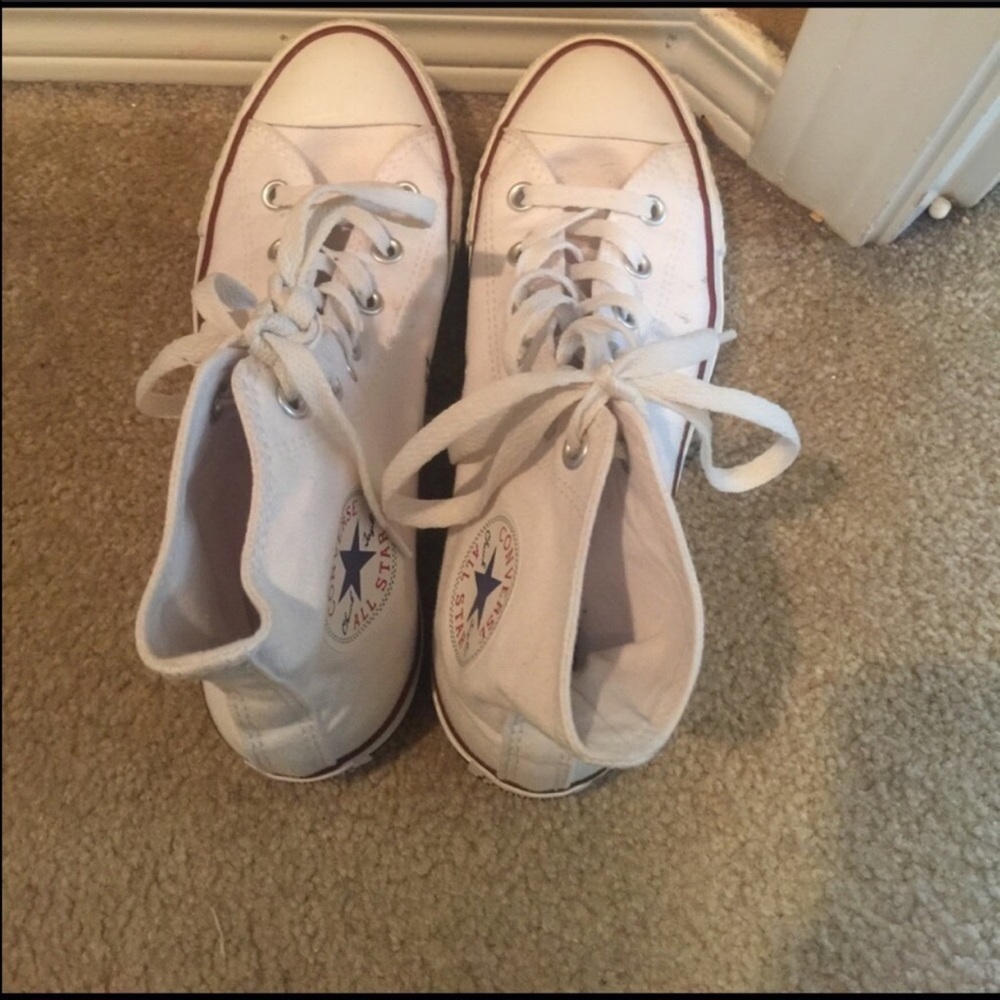 High top converse size 8!!!