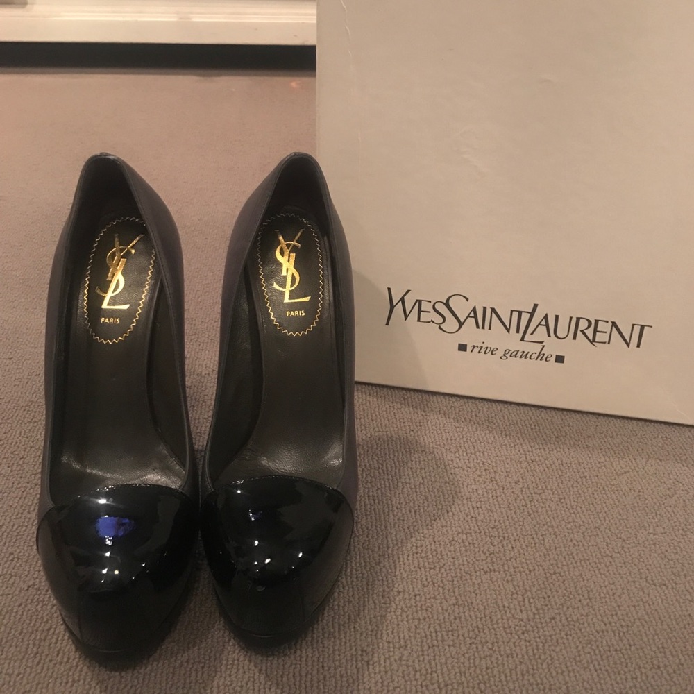 Yves Saint Laurent pumps!