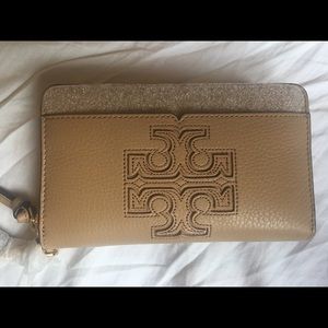Tory Burch Wallet Wristlet