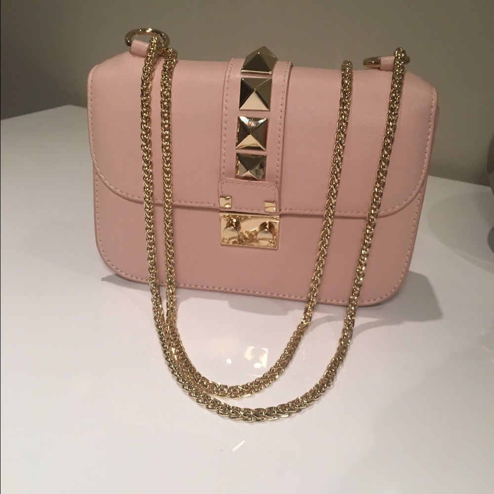 Valentino small bag! ☺🌸