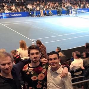 Meet your Posher, Justin