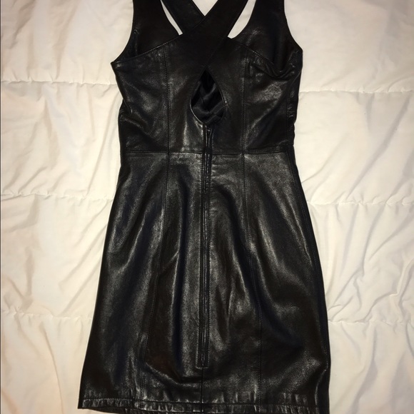 Black leather dress - Picture 2 of 3