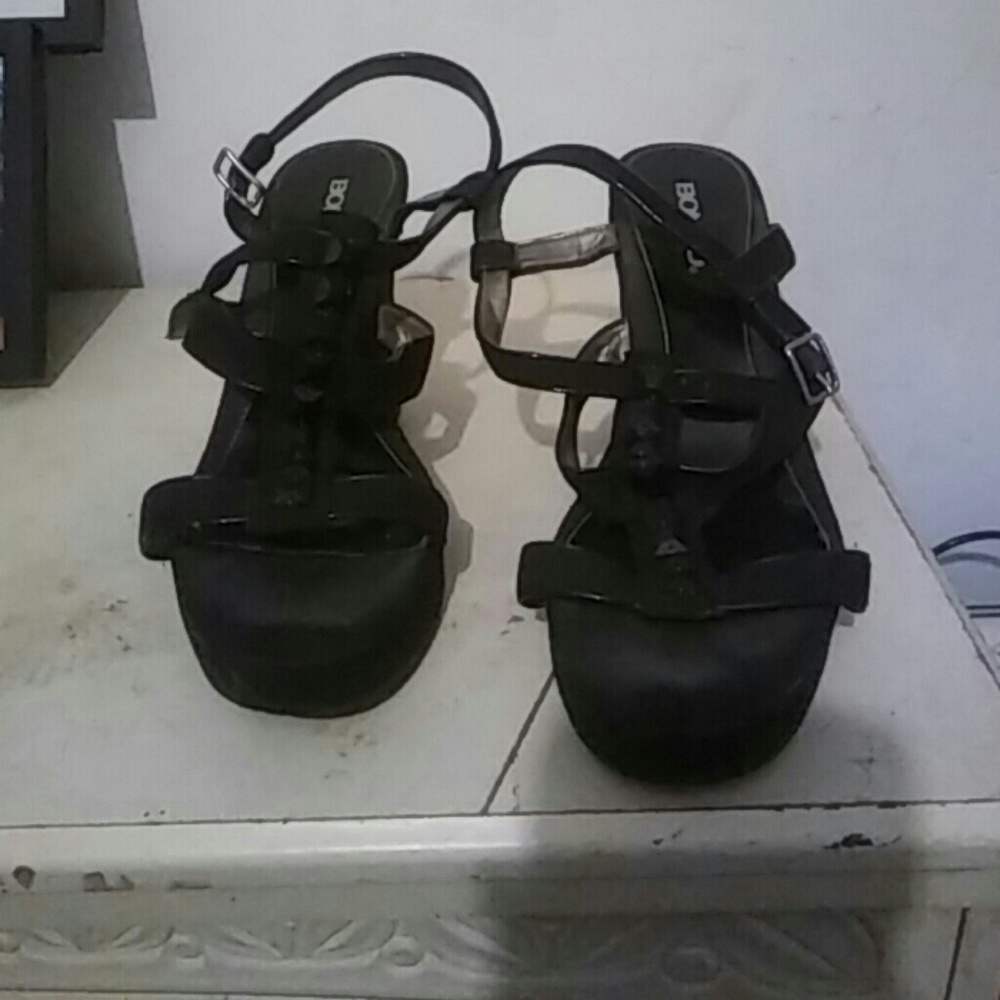 Strappy black wedges