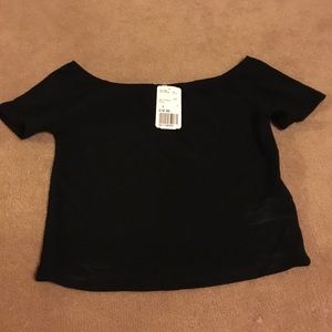 Off the shoulder crop top nwt