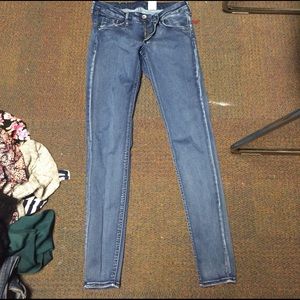 Super skinny jeggings