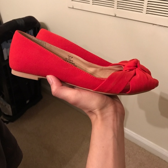 Red Open toed flats - Picture 2 of 3