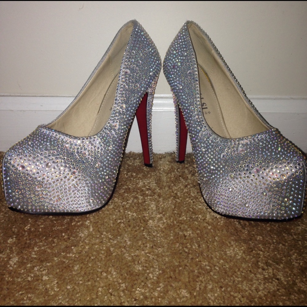 NWOT Rhinestone Heels