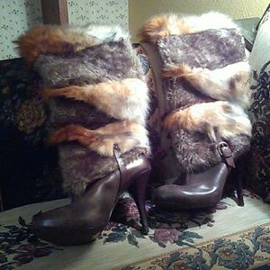 Guess faux fur brown leather boots sz  10