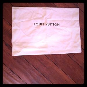 Large New without Tags Louis Vuitton Dust Bag