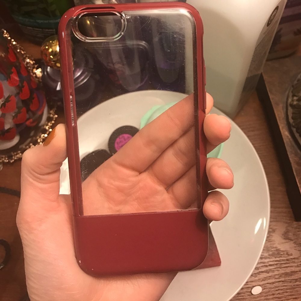 Maroon otterbox