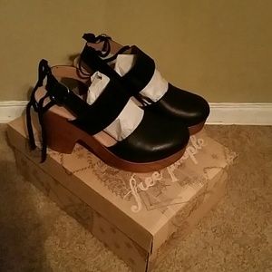 Free people belmont clog
