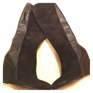 Charles David size 6 black suede and leather boots